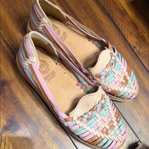 Huellas Made in Mexico!! Multicolor Woven Huaraches!